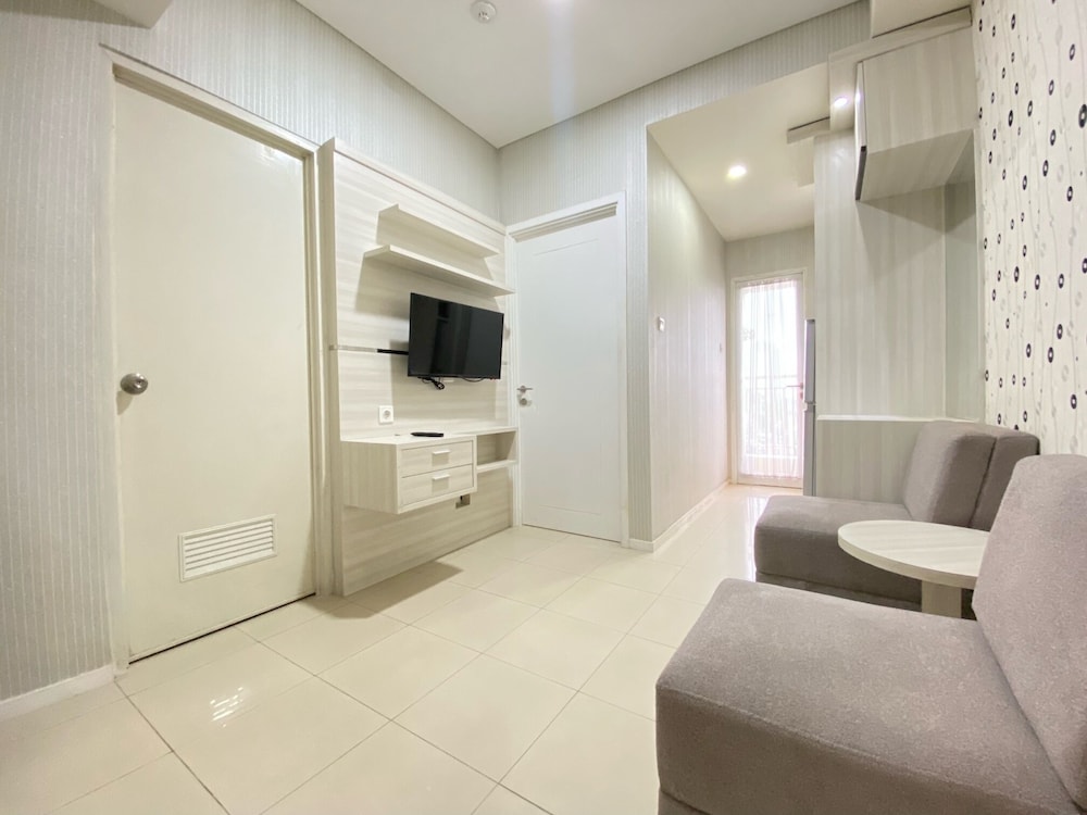 Nice View 1Br At Apartment Parahyangan Residence Bandung view 3