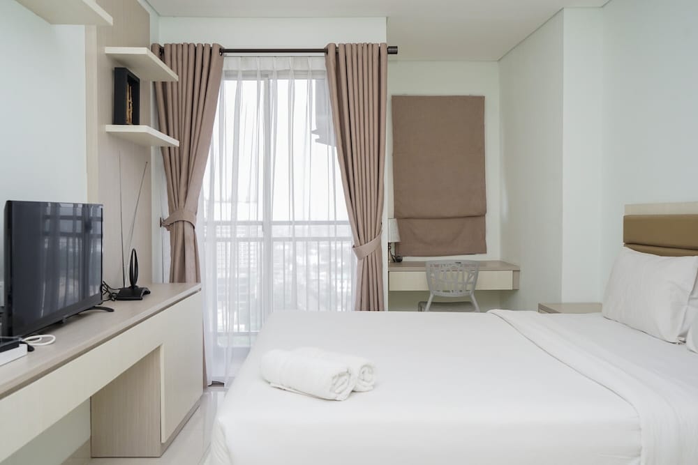 Comfort and Nice Studio Apartment at Springwood Residence