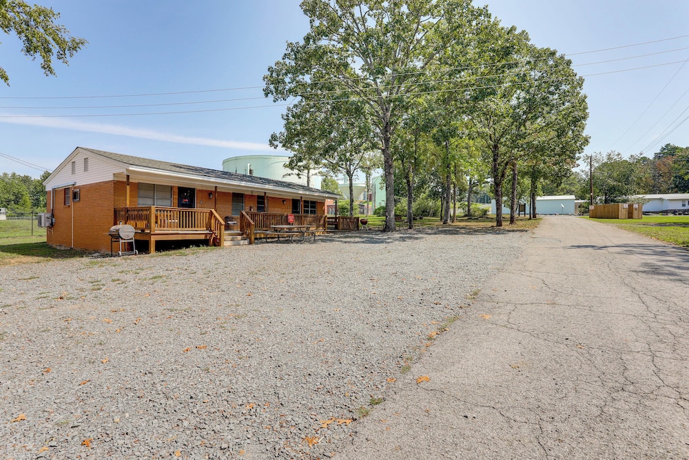 Walk to Greers Ferry Lake! Home w/ Dock Access