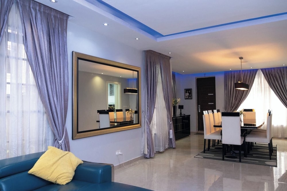 Clarus Apartments
