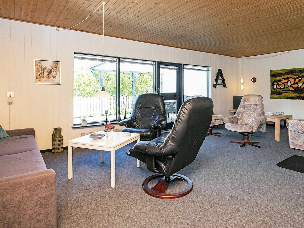 Refreshing Holiday Home in Spøttrup near Sea