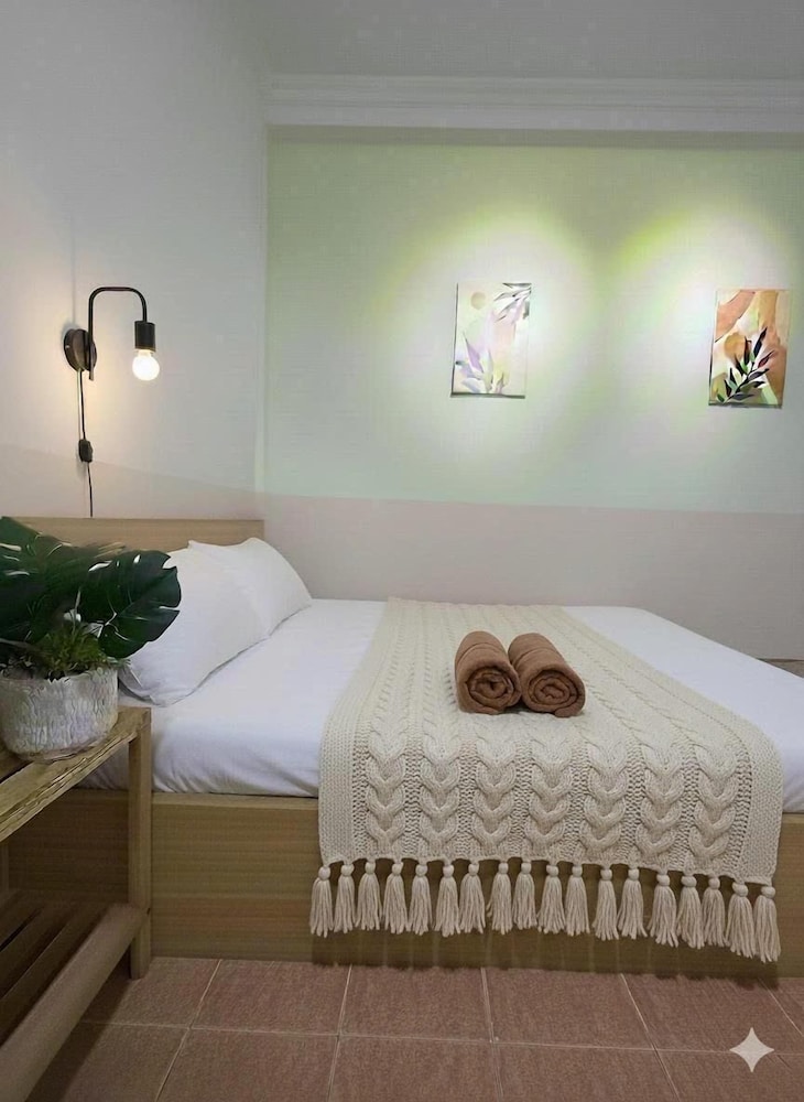 NOOK INN OLD QUARTER HANOI