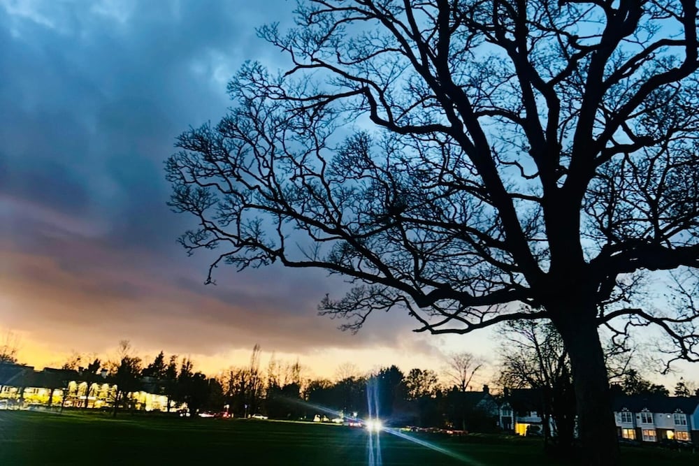 Gerrardscross - Stay4 - Parking - Petsok - Wembley