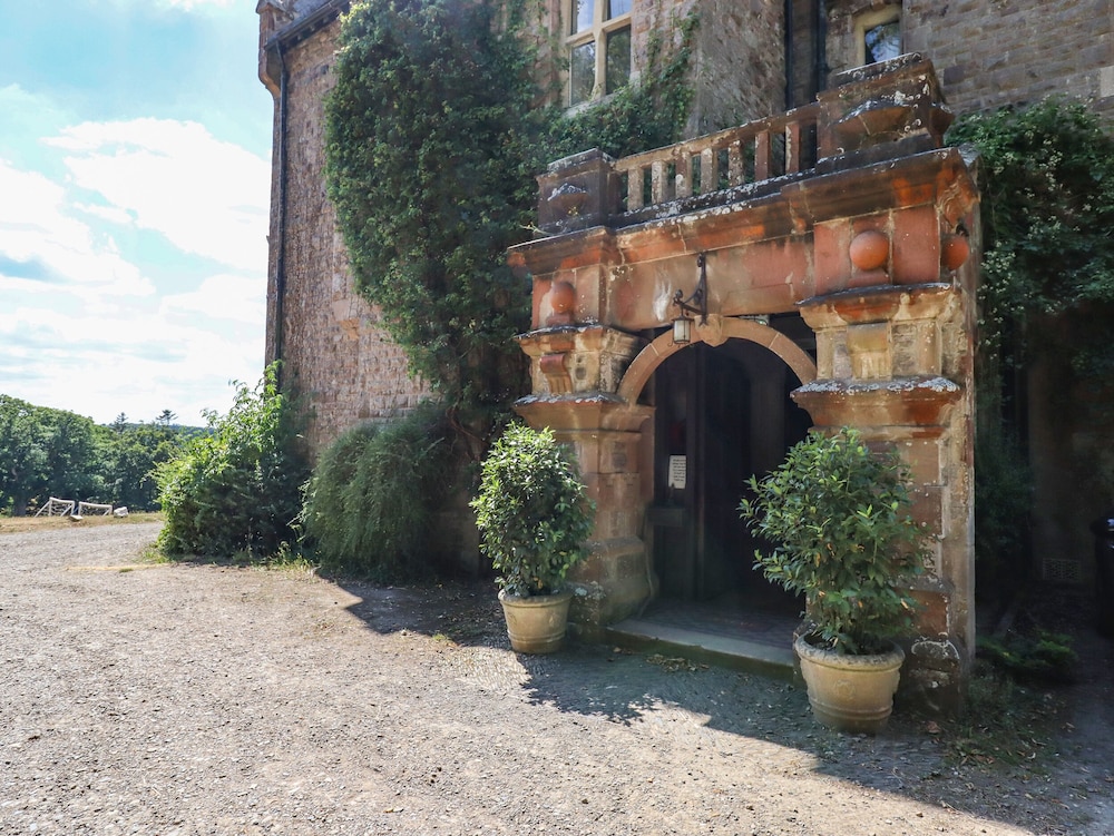 Nethercott House