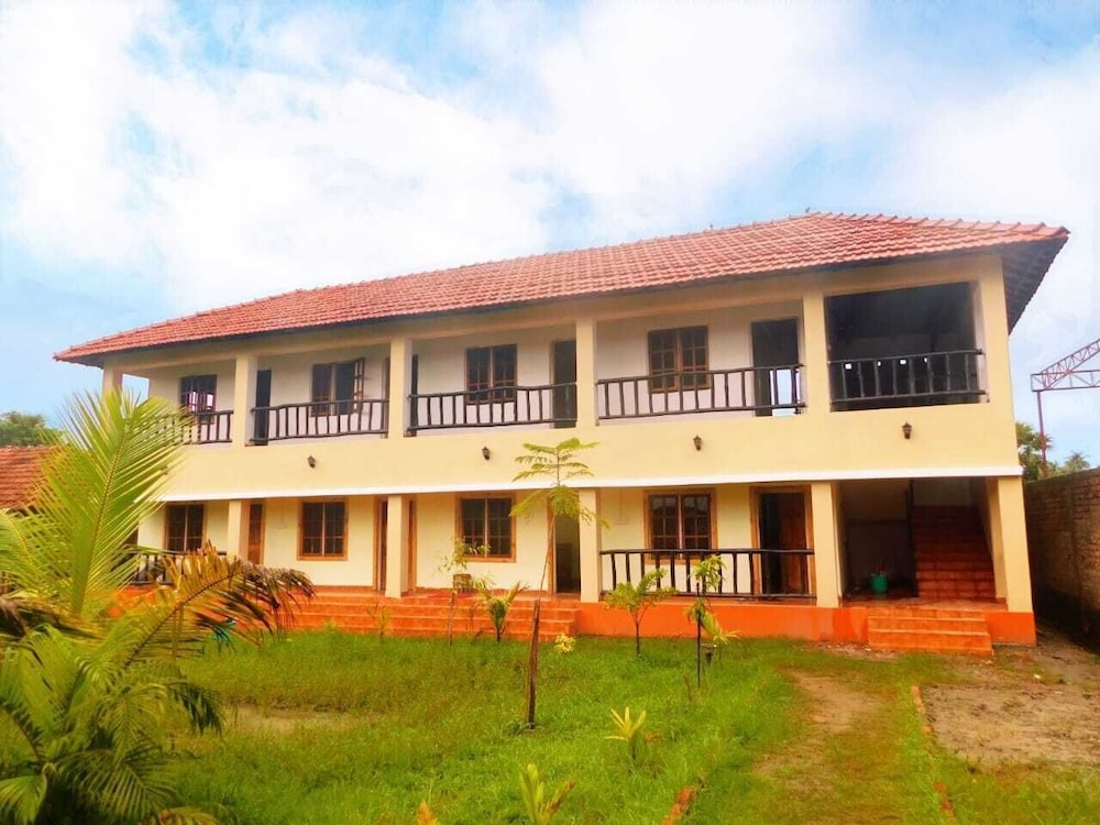Gram Bangla Retreat