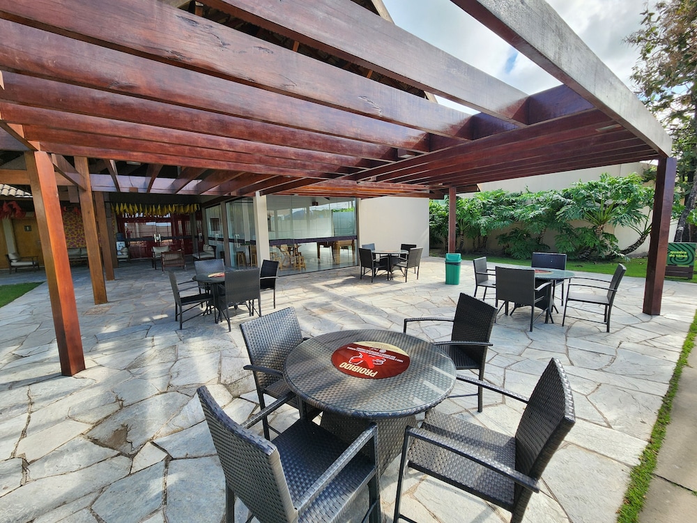 Nui Supreme Beach Living