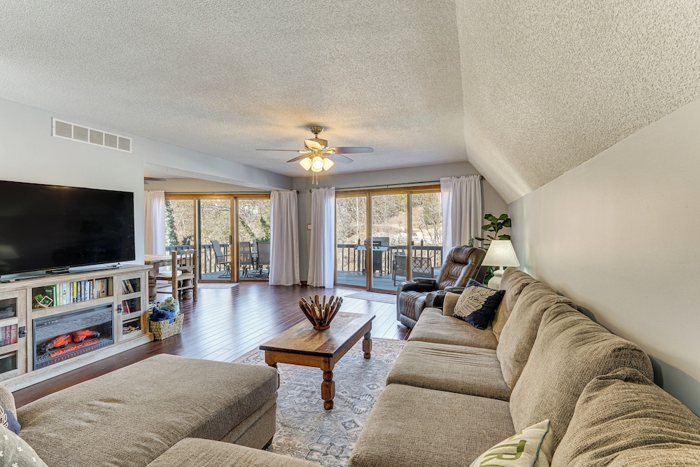 Lakefront Home w/ Dock & Decks in Gravois Mills!