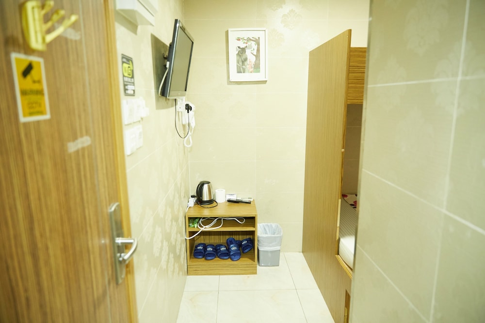 Me Easy Hostel
