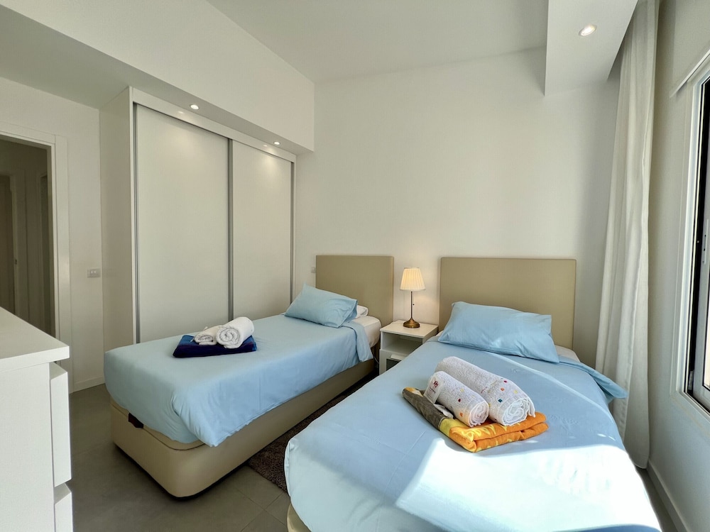 Vilamoura Club Villa 1 by Homing
