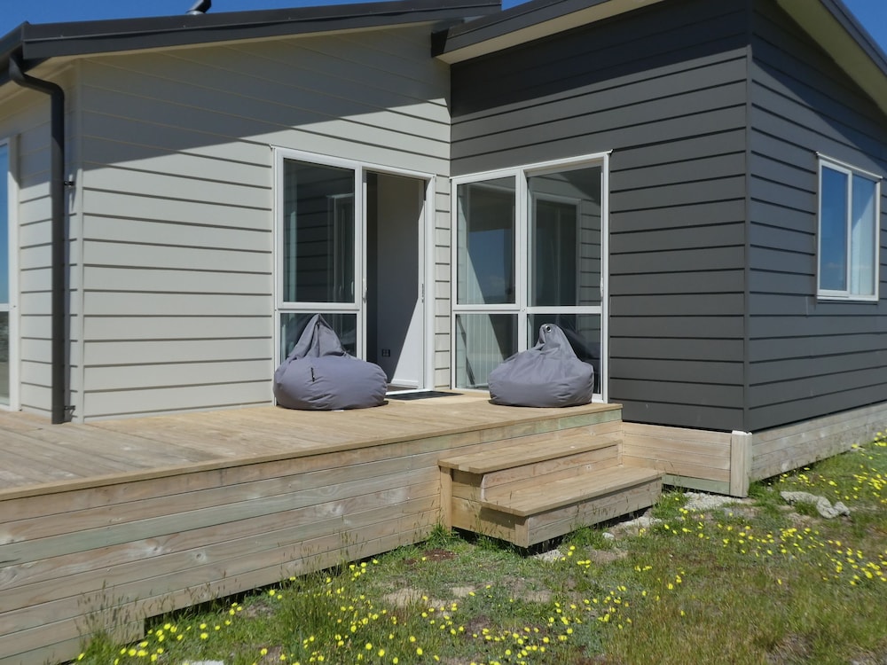 Manuka Retreat