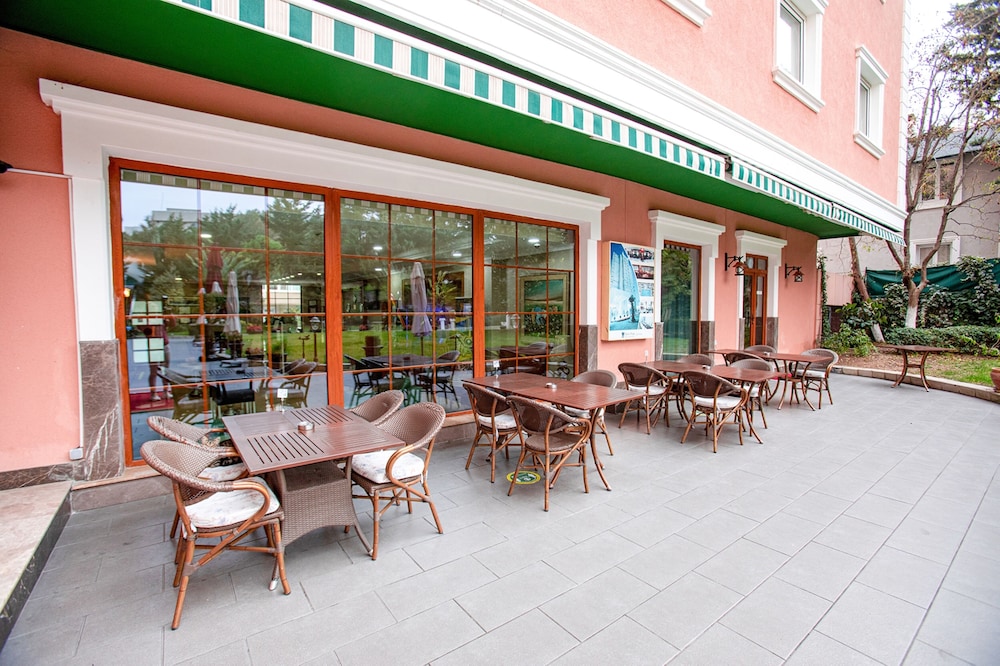 The Green Park Merter - Image 36