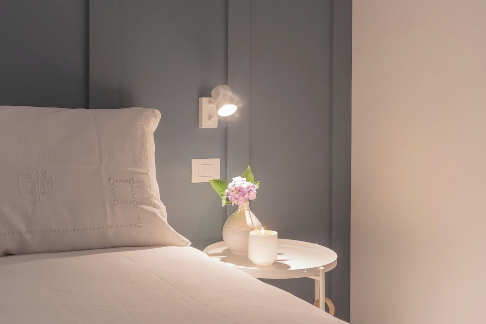 Salvia & Ginepro Apartments by Rent all Como