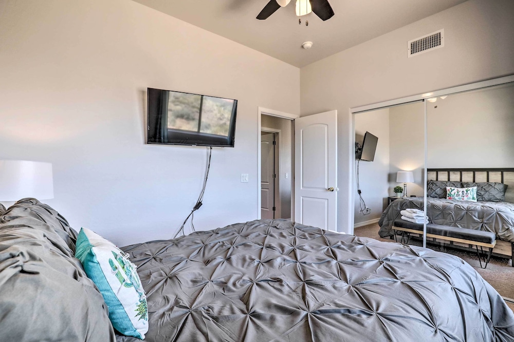Page Vacations - Pet-friendly Page Adobe  3 Mi to Lake Powell! - Property Image 3
