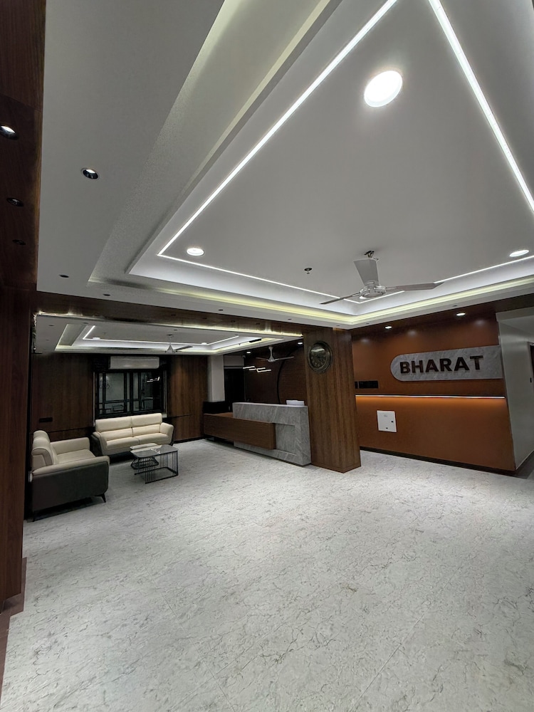 Bharat Inn Hotel And Restaurant