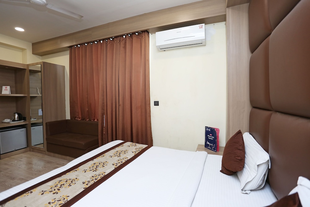 OYO 5663 GS Inn