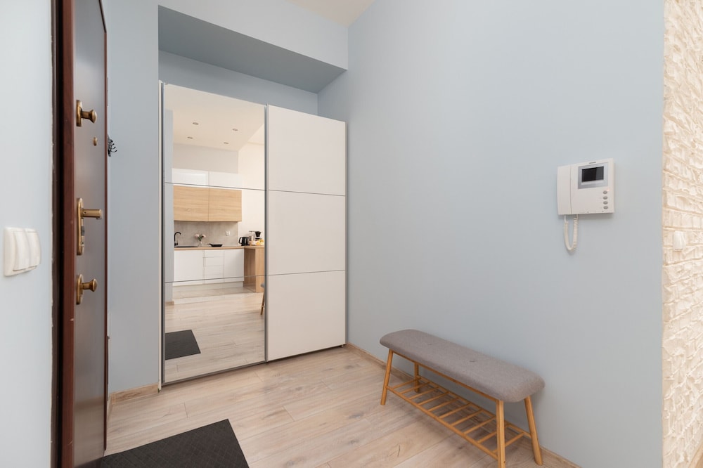 Apartment Krakow Arianska 4 by Renters view 5