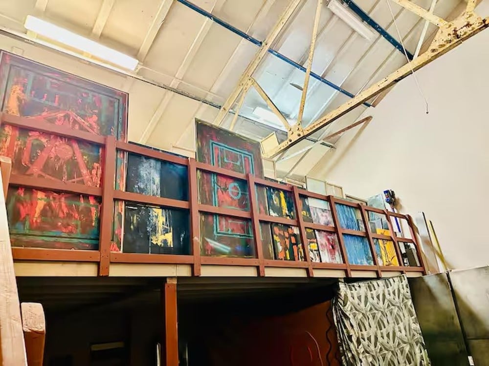 Arty Infused Loft With ac Near Emirates Stadium
