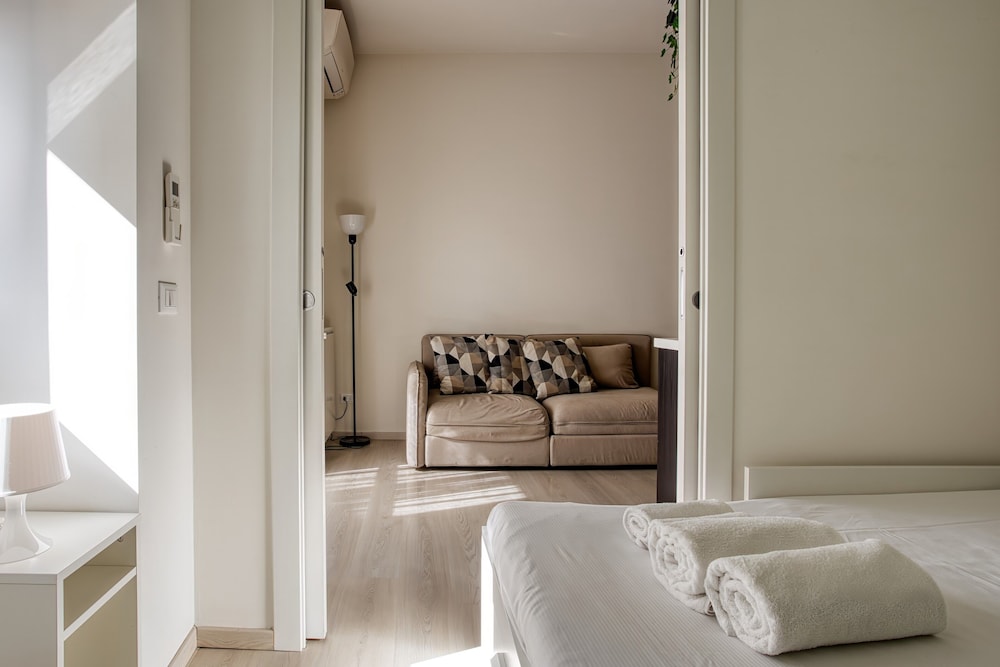 JOIVY Vibrant flat near park