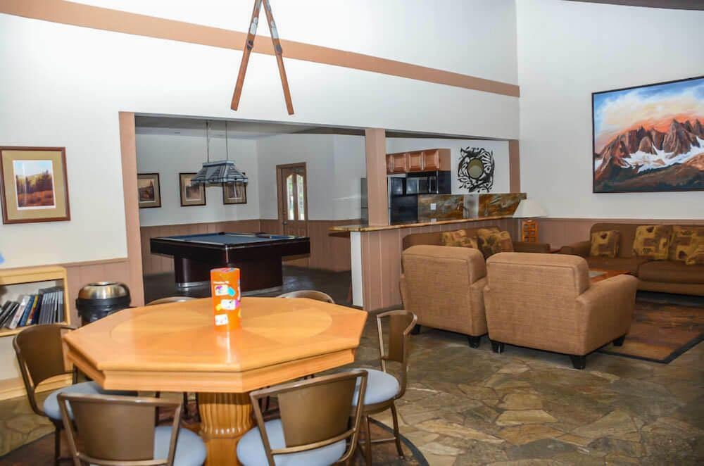 lounge