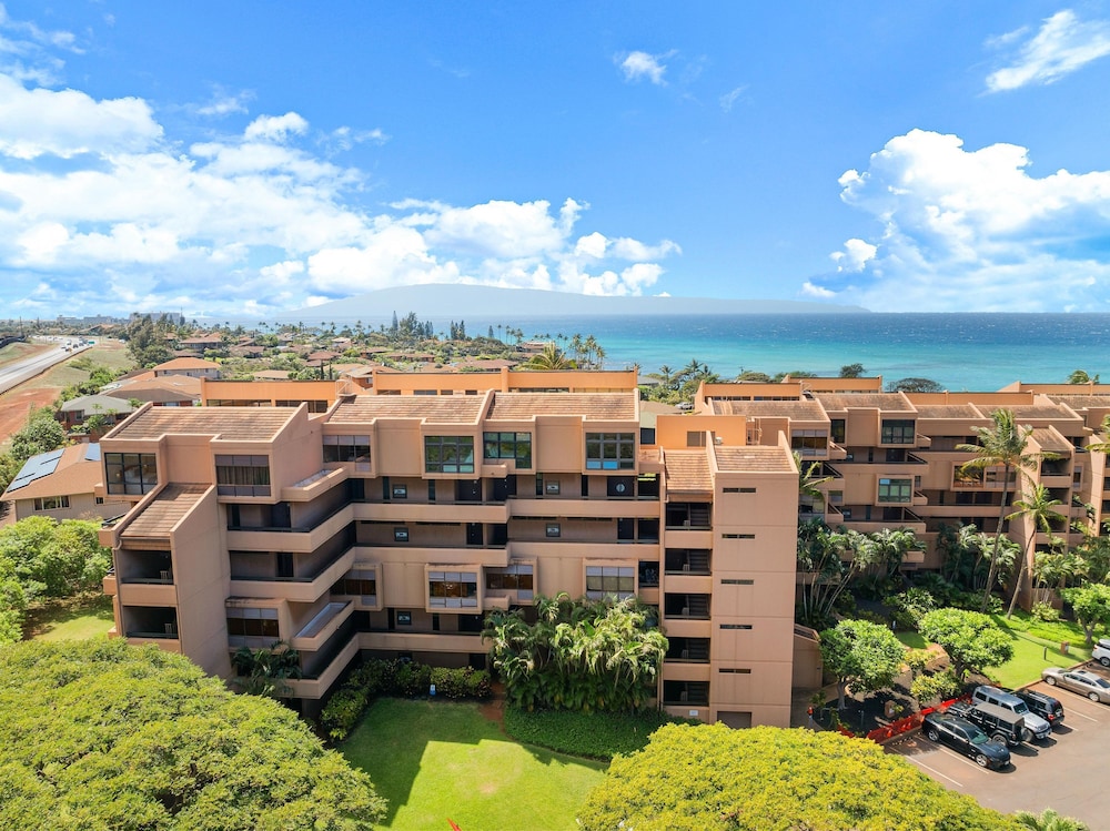 Kahana Villa E609 in Lahaina