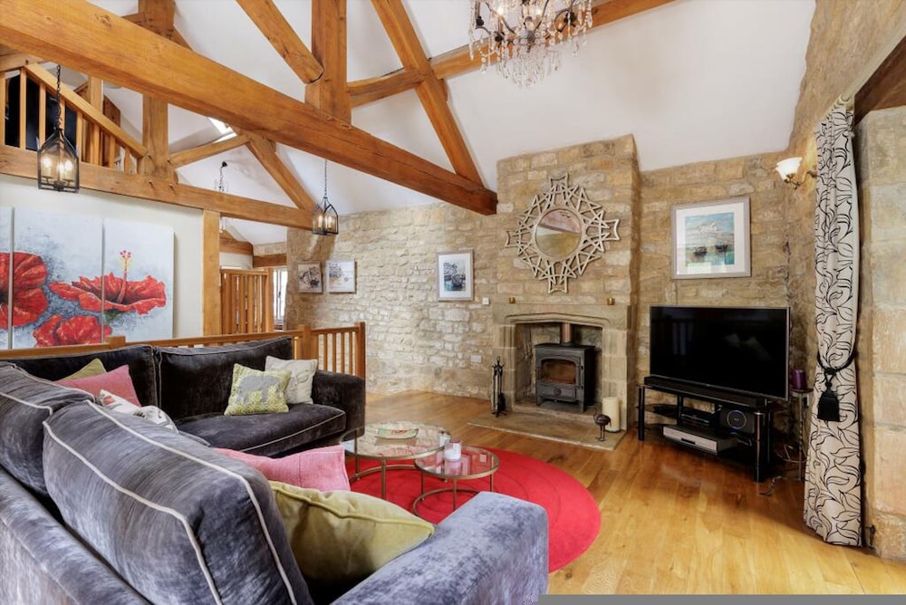 Fabulous Farmhouse in Hampshire