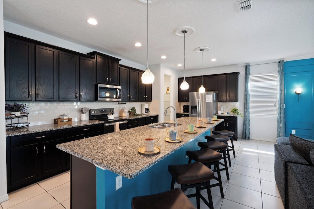 9001 Sunshine Ridge Loop