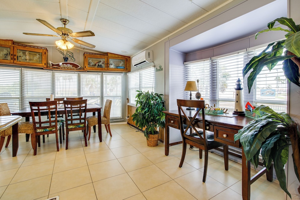 4 Mi to Beach: Home w/ Pool & Golf in Port Isabel!