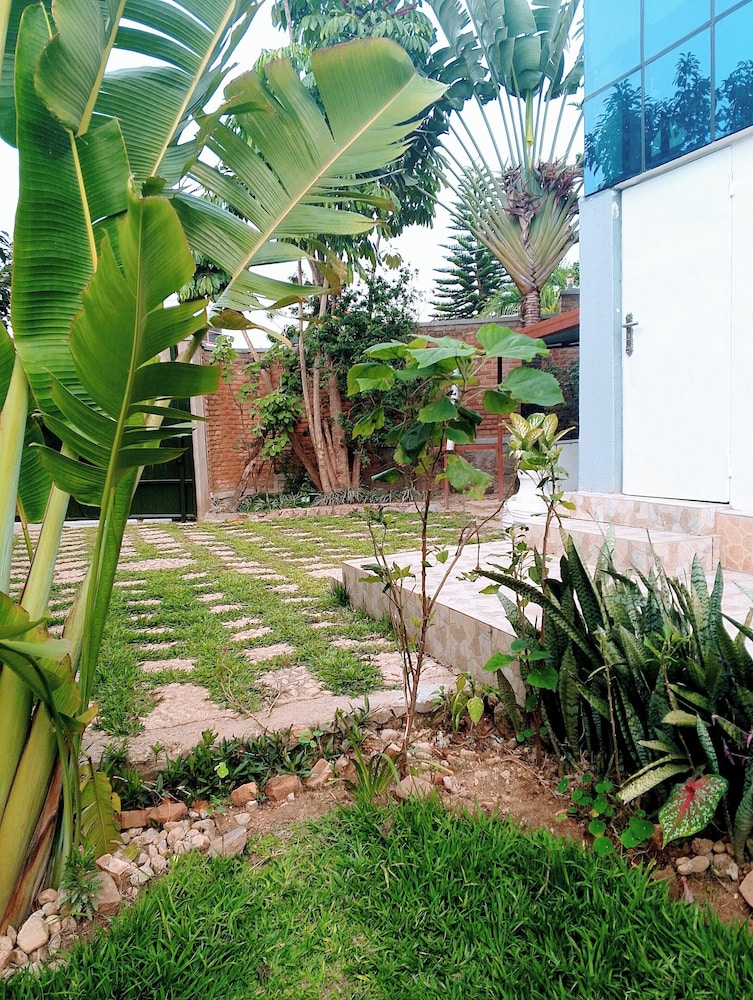 KIGALI FANTASTIC HOME AND BOUTIQUE HOTEL