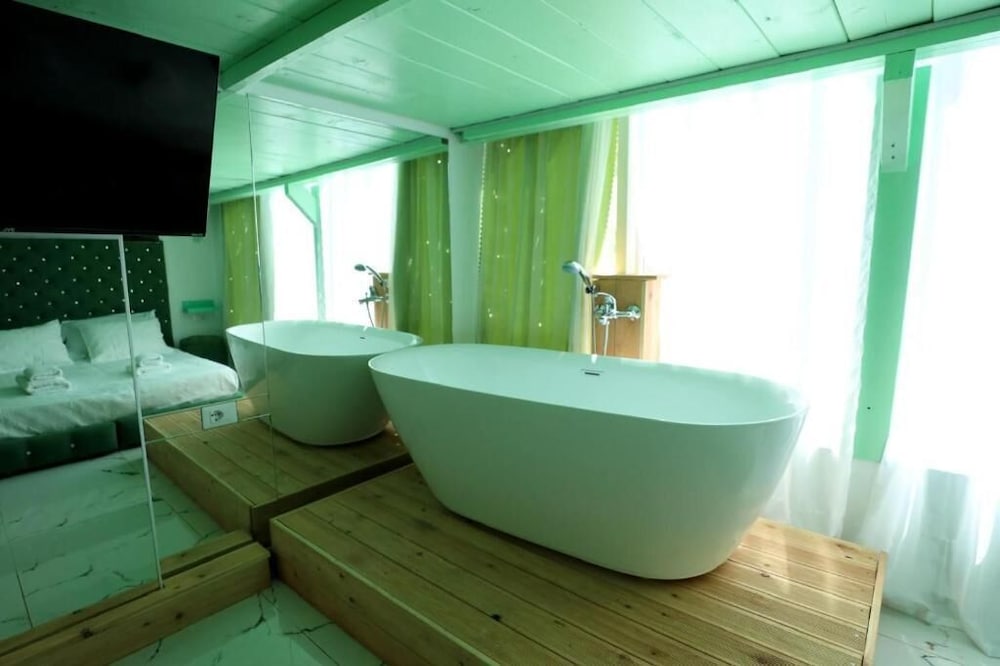 Romance Apartment
