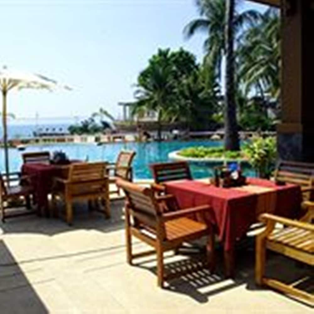 Rin Beach Resort