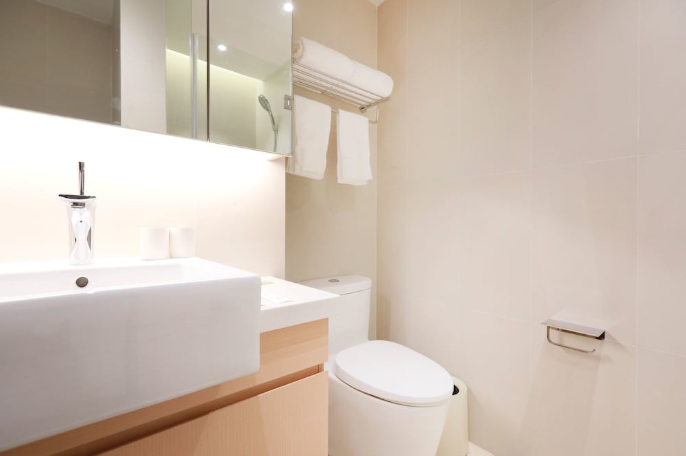 CJIA Service Apartment Hotel