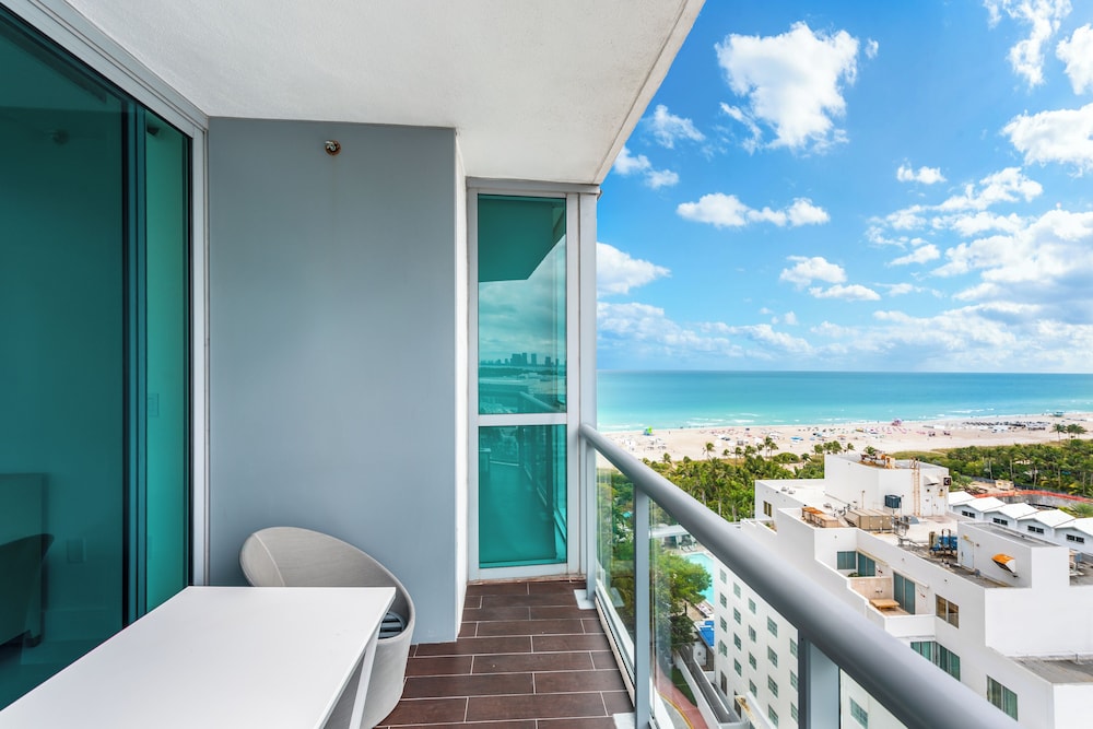 Luxury Vacation Rentals at The Setai by LRMB