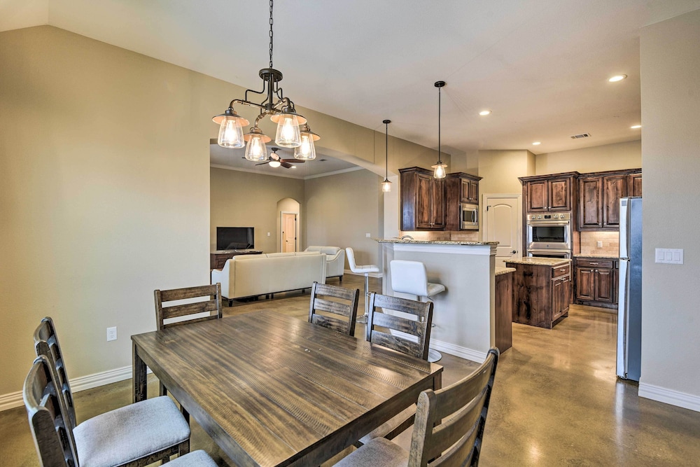 Secluded Krum Home w/ Patio & Gas Grill! view 3