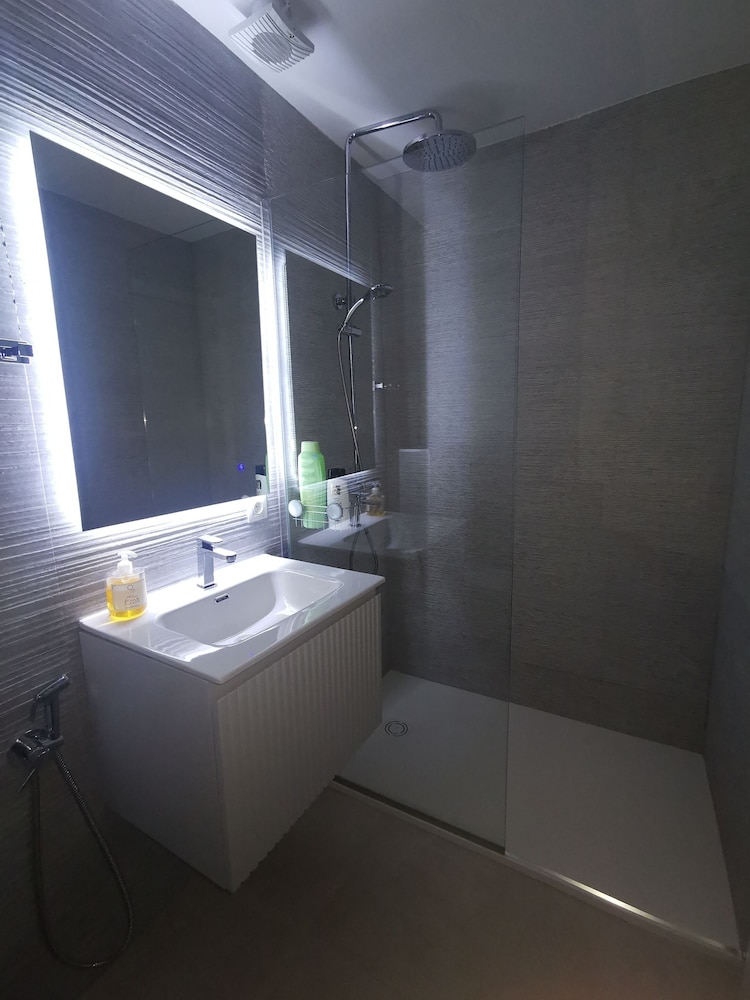 Joya Suites Calle Victoria