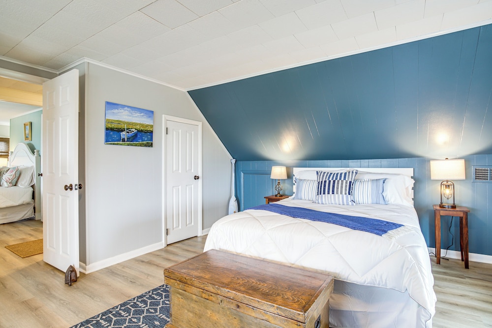 Unique Tangier Cottage w/ Chesapeake Bay Views!