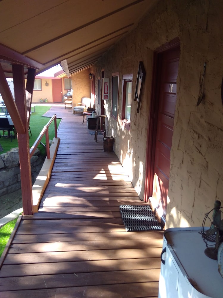 Shep's Miners Inn