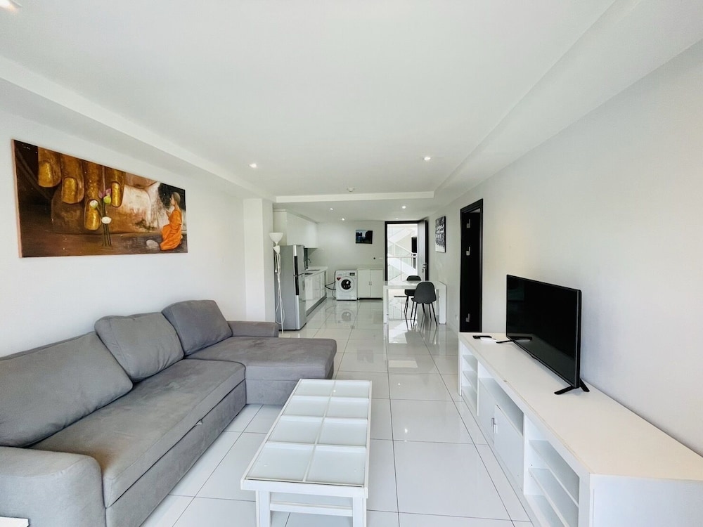 The Place Pratumnak by PSR ASIA