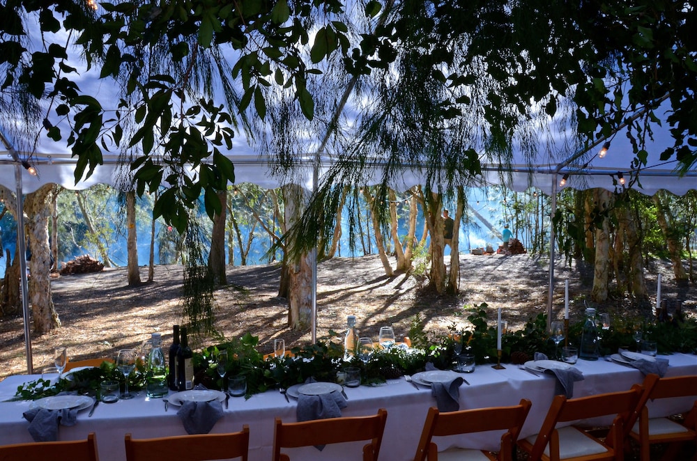 Jervis Bay Cabins & Hidden Creek Campsite