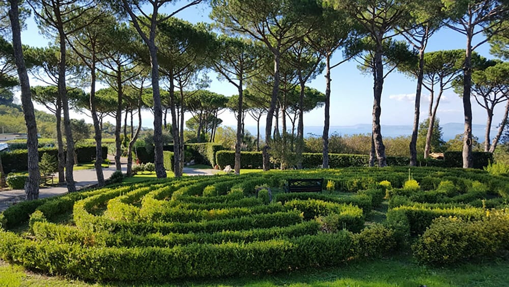 Villa Jasmine in Sant Agata sui Due Golfi view 3