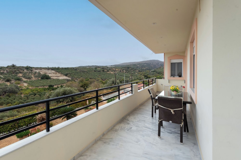 Villa Marie With Private Pool