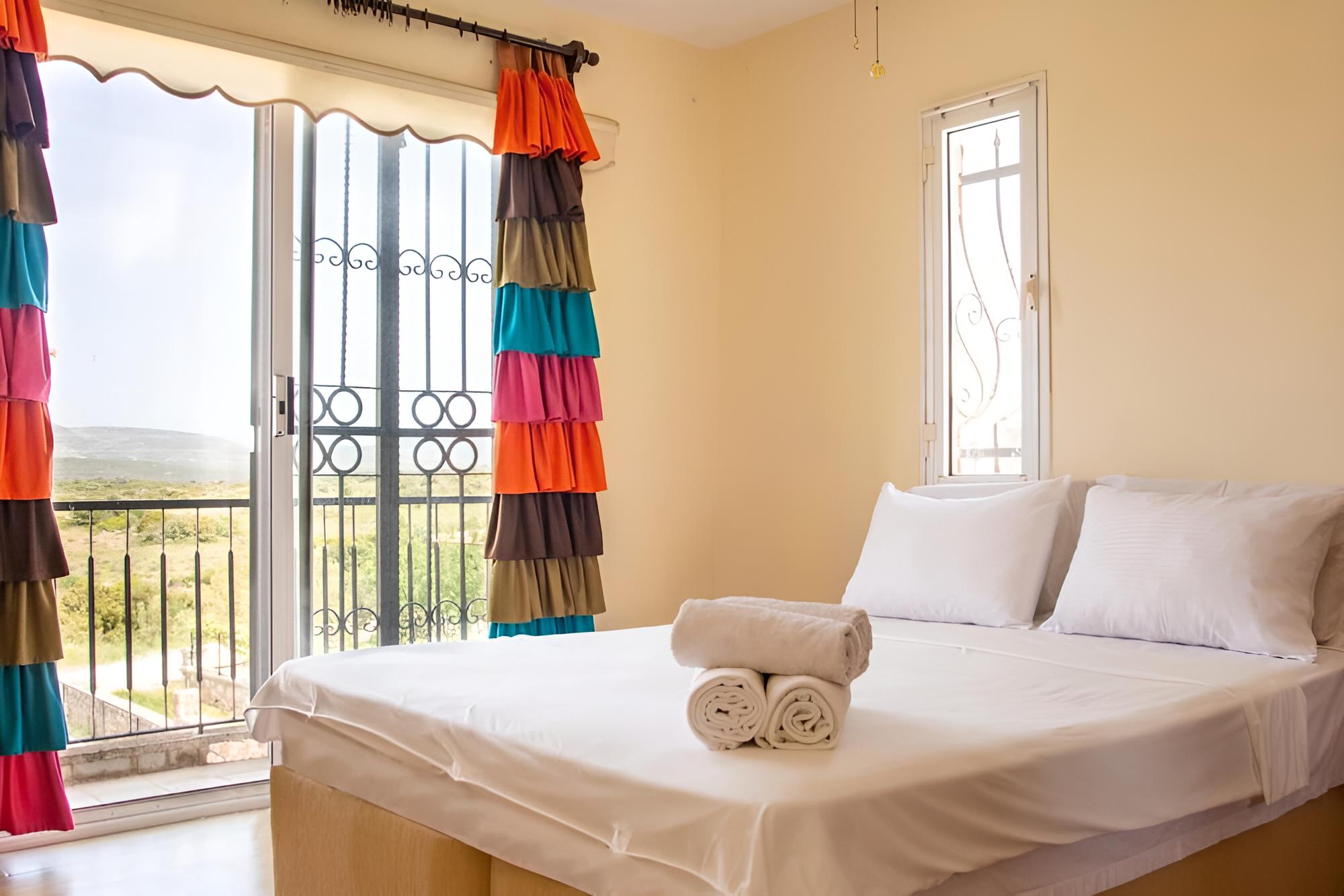 Summer House With Garden and Nature View in Cesme view 5