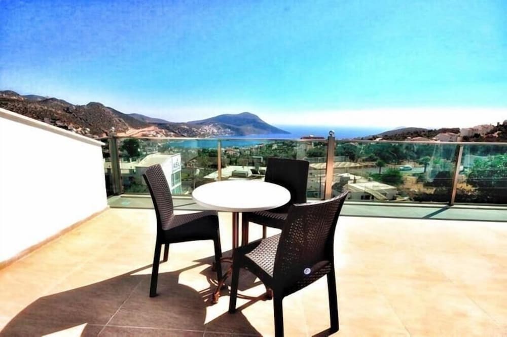 Bianca Luxury Apartments 3 view 4