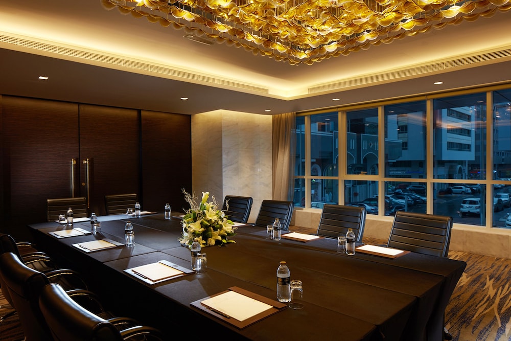 Abu Dhabi Vacations - Jannah Burj Al Sarab - Property Image 25