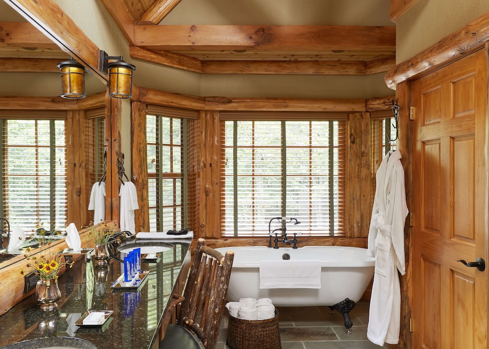 The Chatwal Lodge - Property Image 71