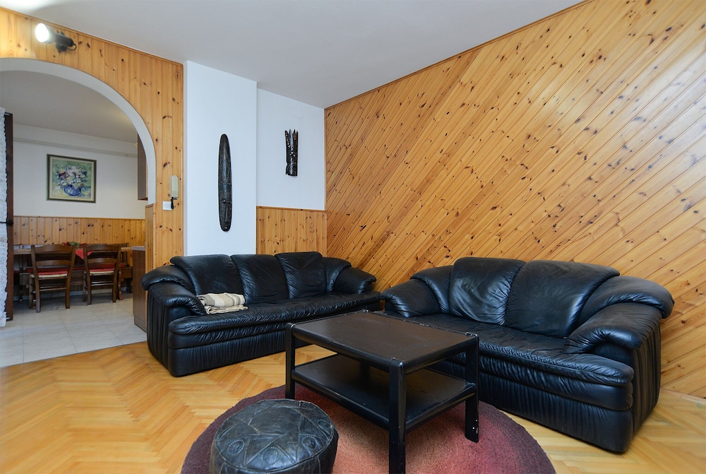 Apartment 531 view 4