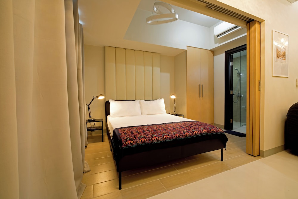 Uptown Park Suites Tower 2