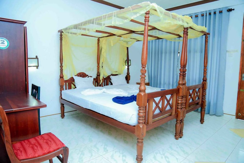 Gayana Guest House