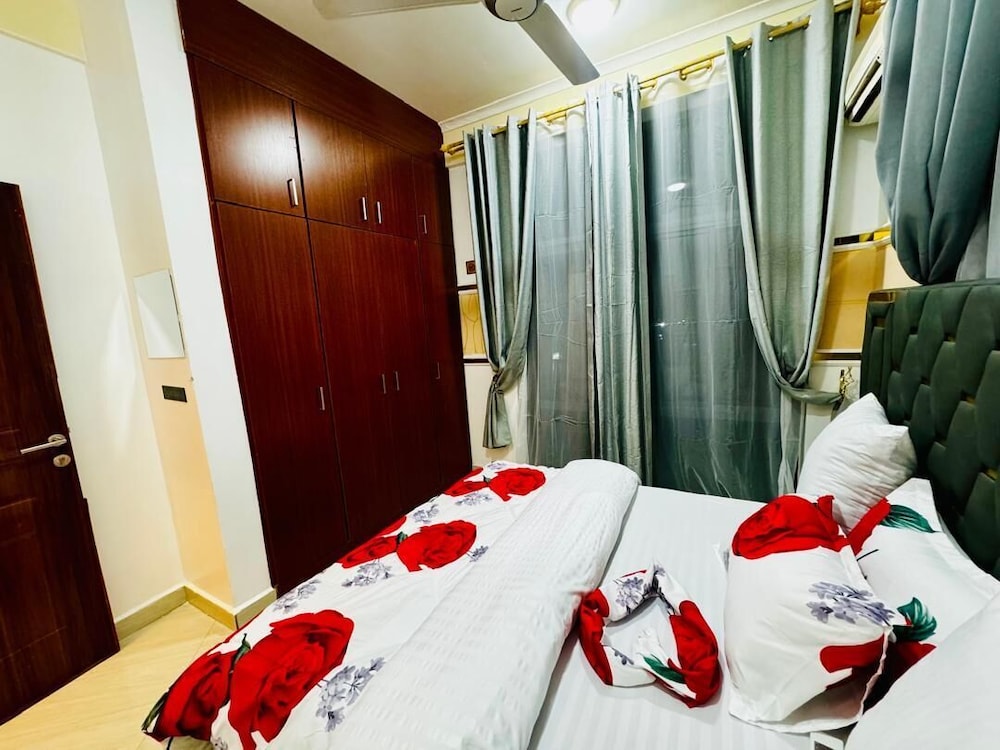 3 bedroom apartment