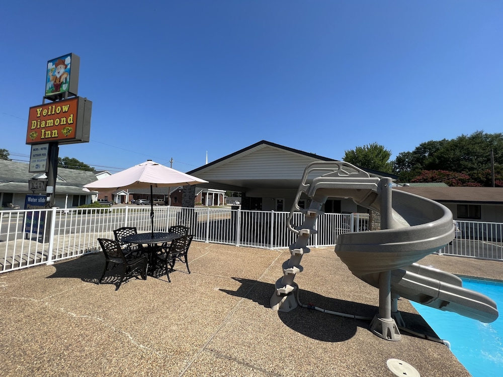 Yellow Diamond Inn view 4