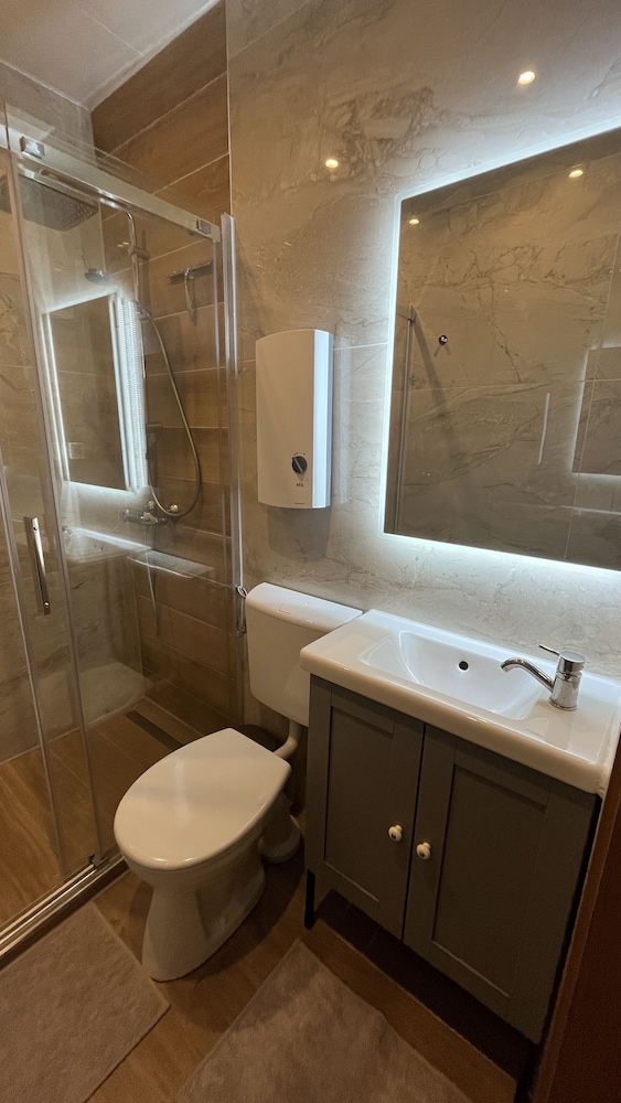Asia Dreieck Pension Zimmer